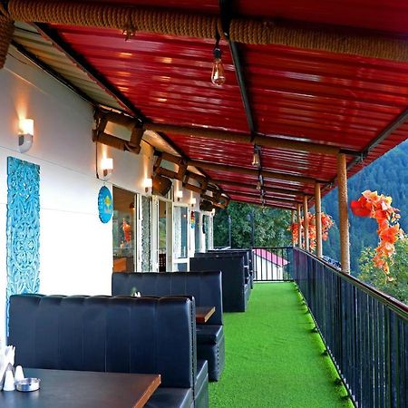 Aamod Resorts Dalhousie ! Luxury Cottage Resort Екстер'єр фото