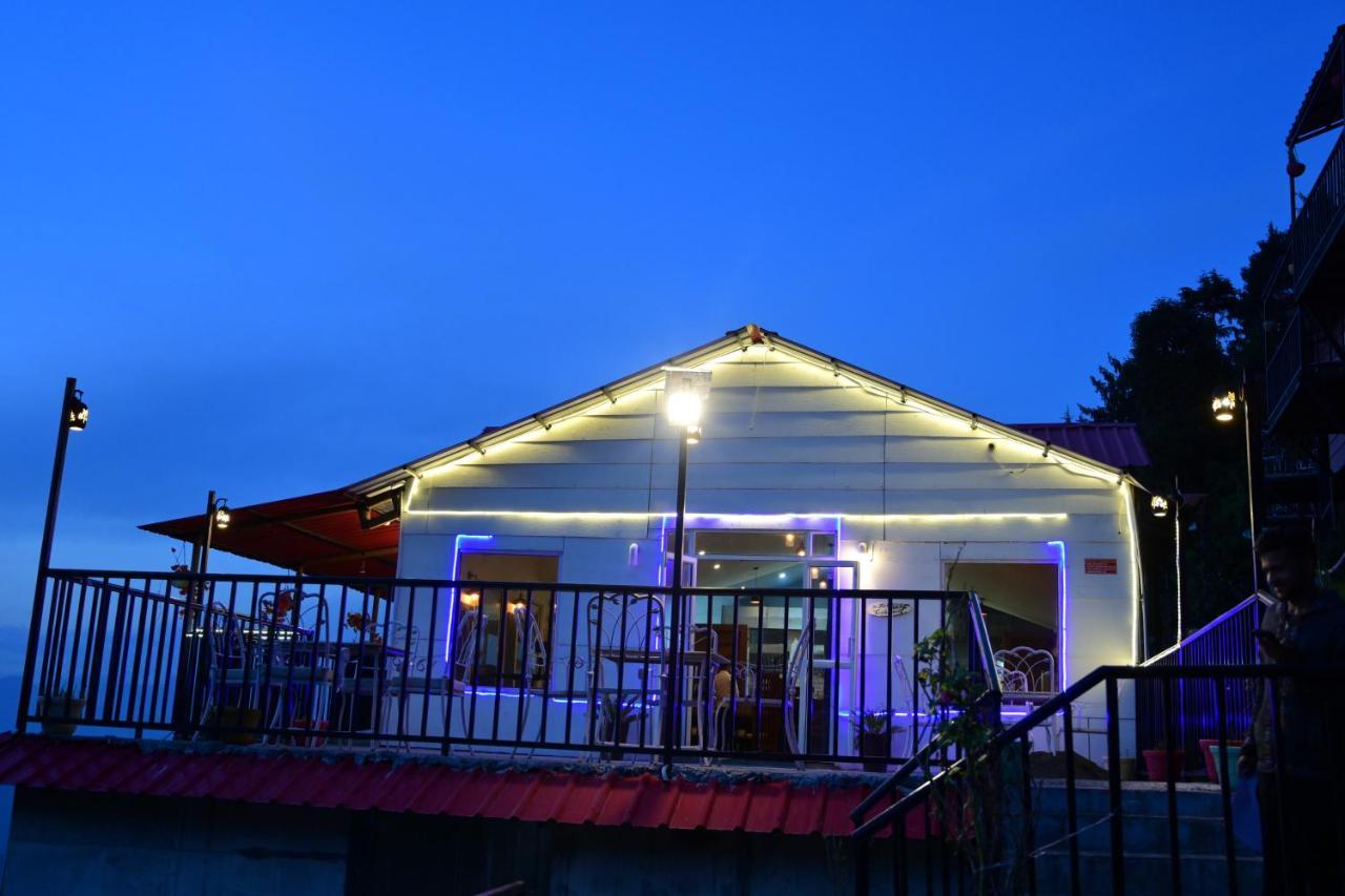 Aamod Resorts Dalhousie ! Luxury Cottage Resort Екстер'єр фото