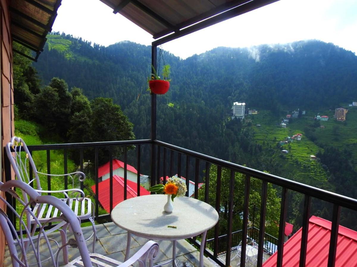 Aamod Resorts Dalhousie ! Luxury Cottage Resort Екстер'єр фото