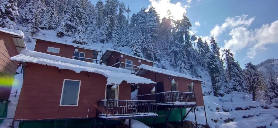 Aamod Resorts Dalhousie ! Luxury Cottage Resort Екстер'єр фото